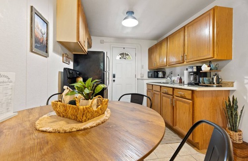 Columbia Falls Apartment | Charming Apt Near Glacier with Pickleball Court
