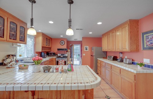 Aromas House | Charming Aromas Home w/ Deck & Patio!