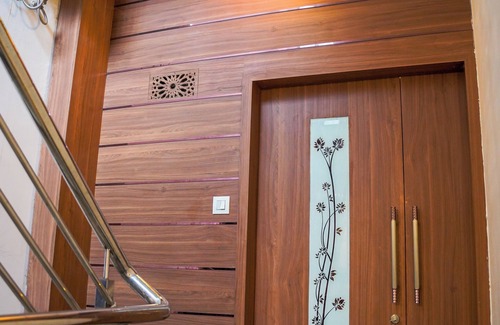 Varanasi Apartment | "Charming Banaras Retreat: Cozy 2-Bedroom Apartment in the Heart of Varanasi"