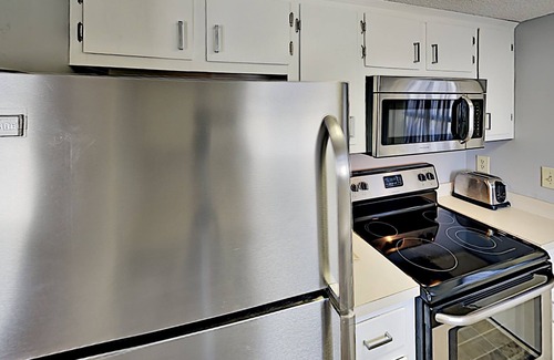 The Dunes Condo | Charming Beach Cottage | Steps to Sun & Sand | Guest Cottage 14