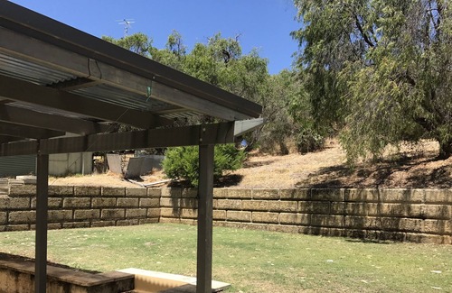 Myalup House | Charming Beach Cottage Close to Beach Lots of Privacy.