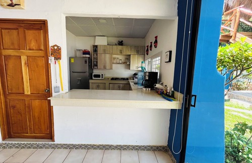 La Herradura Apartment | Charming beach house with AC in Costa del Sol - 3 bedrooms, for 10 people