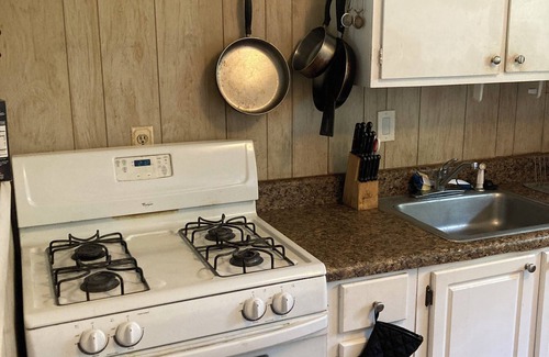 Ocala House | Charming bedroom in a house, in amazing Ocala with WiFi, fitness room