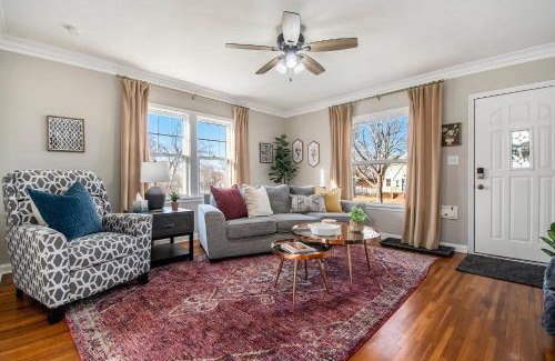 Benson House | Charming Benson Home Fenced Yard & BBQ