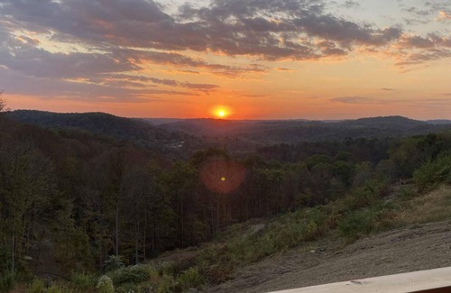 Weirton House | Charming Brand New Modern Townhome with Breathtaking WV Mountain Views!