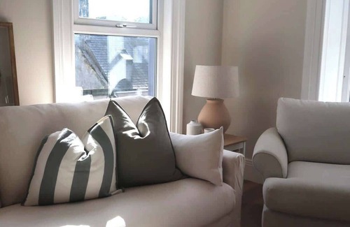 Donaghadee Apartment | Charming Coastal Stay – Donaghadee Town Centre