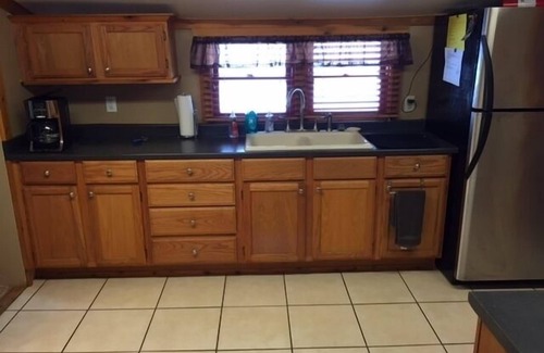 Branson Cabin | Charming Cabin On Taneycomo Lake (Cabin 1)