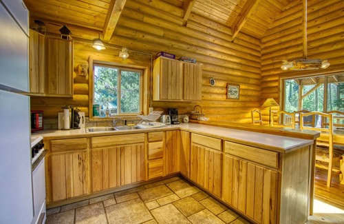 Sun Valley Cabin | Charming Cabin on the River in the Sawtooth National Forest . Fairfield ID