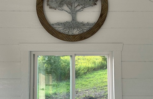 Blodgett Mills Cottage | Charming Clover Creek Inn, On Summerhill Brewing