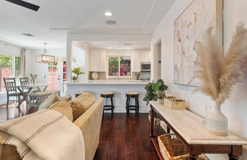 Point Loma Heights House | Charming Coastal Retreat in the Heart of OB! Close to the Beach and Seaworld!