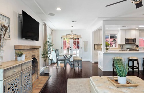 Point Loma Heights House | Charming Coastal Retreat in the Heart of OB! Close to the Beach and Seaworld!