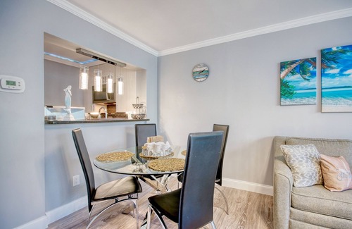 Myrtle Beach Condo | Charming condo with tennis, pickleball, pools, hot tub & steps to beach