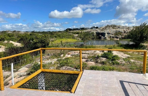Serra de Sao Bento Cottage | Charming cottage in tranquil Serra de São Bento with WiFi, AC