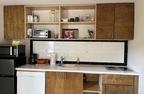 Downtown Fort Lauderdale Cottage | Charming cottage in welcoming downtown Fort Lauderdale