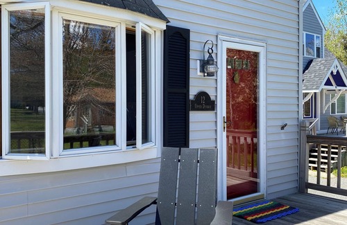 Seal Harbor Cottage | Charming Cottage in the Shadow of Day Mountain