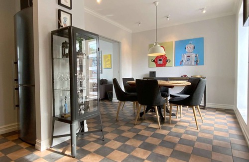 Downtown House | Charming cottage in old Reykjavik centre with hot tub and terrace