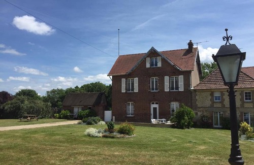 Auneuil Cottage | Charming cottage in old farmhouse