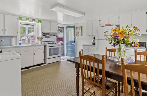 Trappe Cottage | Charming Cottage on Bolingbroke Creek