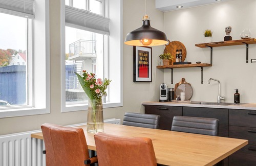 Oddeyrin Apartment | Charming downtown apartment with balcony