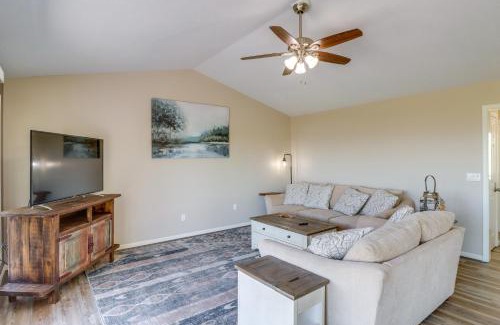 Edgemont House | Charming Edgemont Home with Deck and Lake Views!