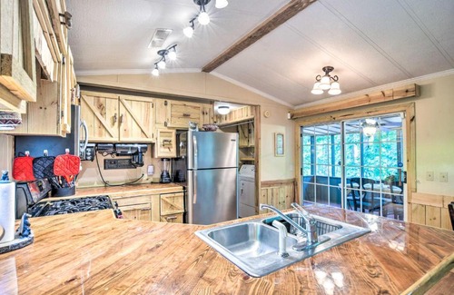 Fair Play House | Charming Fair Play Cabin with Screened Porch!