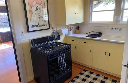 Salinas Other | Charming Farmhouse in Carmel Valley