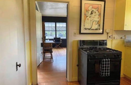 Salinas Other | Charming Farmhouse in Carmel Valley