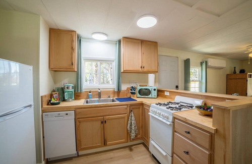 Sonora House | Charming Foothills Getaway – Near Yosemite & Gold Country