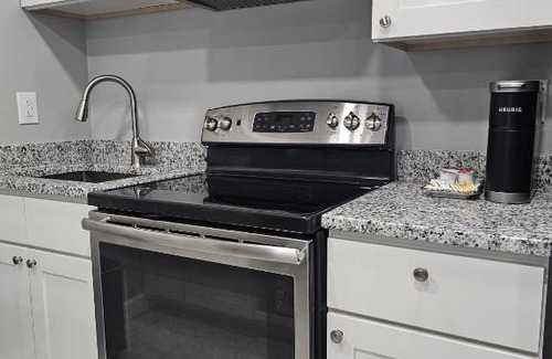 Lumberton Apartment | Charming Forest Apartment