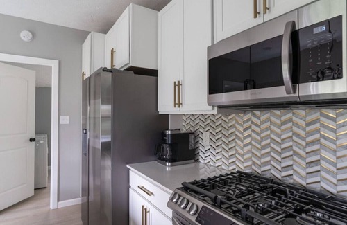 West Lafayette House | Charming fully renovated home near PURDUE