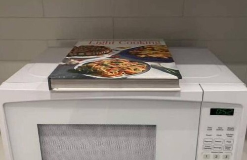 Gainesville House | Charming Gainesville Townhome 3