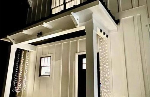 Gainesville House | Charming Gainesville Townhome 3