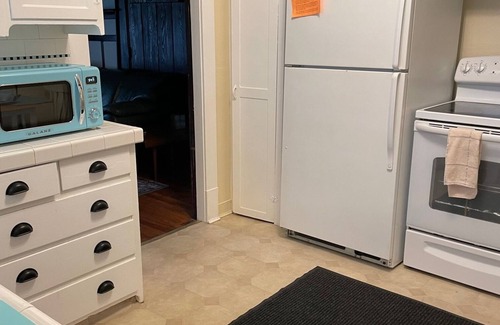 Downtown Riverside House | Charming Guest House