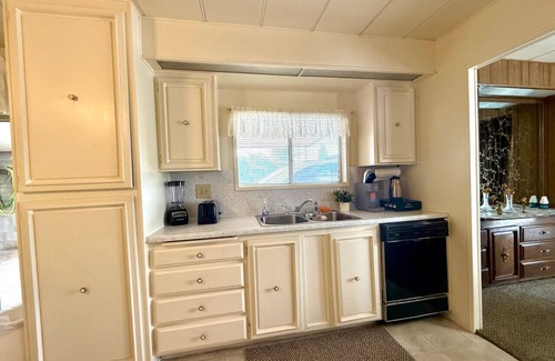 Page House | Charming Hermosa Haven