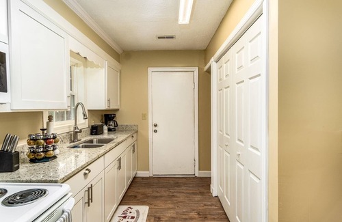 Sumter House | Charming home away from home 2-bed 2-bath house with WiFi, AC in lovely Sumter