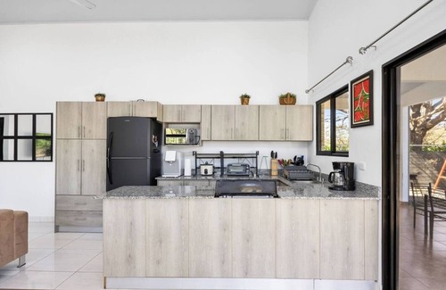 Veintisiete de Abril House | CHARMING HOME WITH PRIVATE POOL - CLOSE TO BEACH AND PET FRIENDLY - NATURE