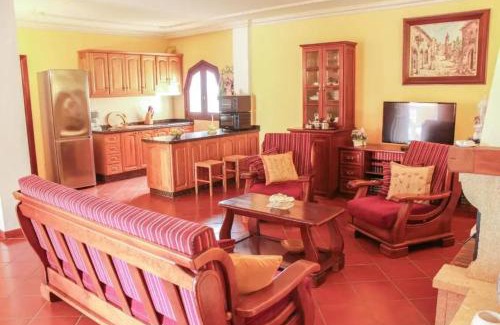 Buenavista del Norte House | Charming House with Pool in Buenavista del Norte