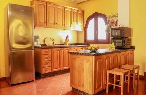 Buenavista del Norte House | Charming House with Pool in Buenavista del Norte