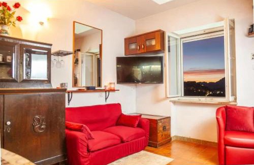 Laurino House | Charming House in Laurino with Mountain View