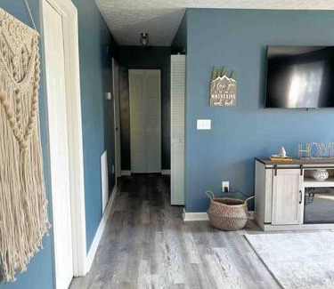 Sevierville House | Charming house in Sevierville Family friendly Quiet location Close to Wilderness