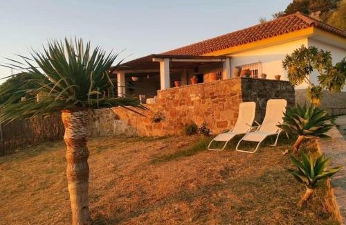 Bolonia House | Charming house with sea and mountain views in El Chaparral