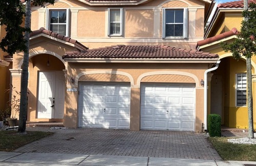 The Hammocks House | Charming house with WiFi and AC in beautiful Miami