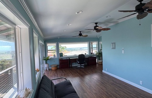 Aiea House | Charming large 1-bedroom house with AC, vaulted ceiling, and pool in Aiea