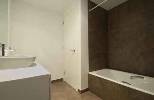 Puerto de Pollensa Villa | Charming Mallorca Apartment - 3 Bedrooms - Villa Townhouse Cassiopeia - Close to Amenities and 5 Minutes from the Sea - Puerto Pollensa