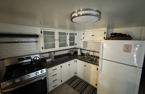Midtown Sacramento Apartment | Charming Midtown Studio at Ice Blocks