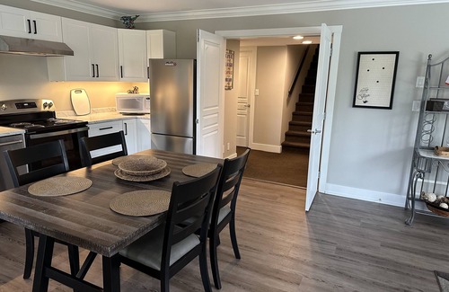 Mill Bay Apartment | Charming Mill Bay 2 Br Suite
