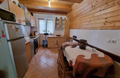 Kupjak Ski Chalet | Charming mountain hut Kazić
