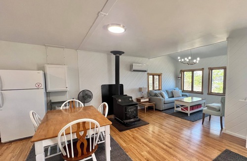 Steuben Cottage | Charming ocean view cottage with WiFi, AC in beautiful Steuben