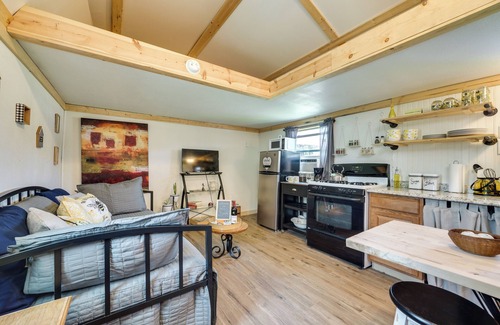 Rufe Apartment | Charming Oklahoma Retreat w/Grill - Pets Welcome!