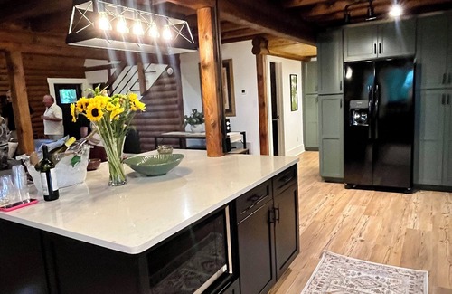 Bowling Green Cabin | Charming One-Of-A-Kind Log Cabin with Space for Everyone!